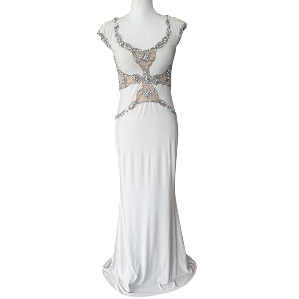 Mignon Dress Light Gray Embellished Cap Sleeve Formal Evening Gown Size‎ 2